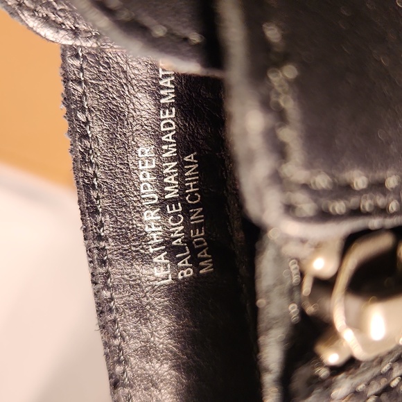 Born Cardi Strappy Buckle Black booties Preowned Great condition Size 9M - Picture 7 of 9